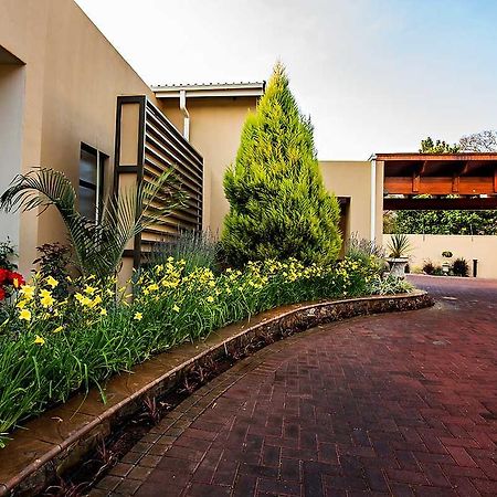 Hotel Mavuta Manor Polokwane Exterior foto