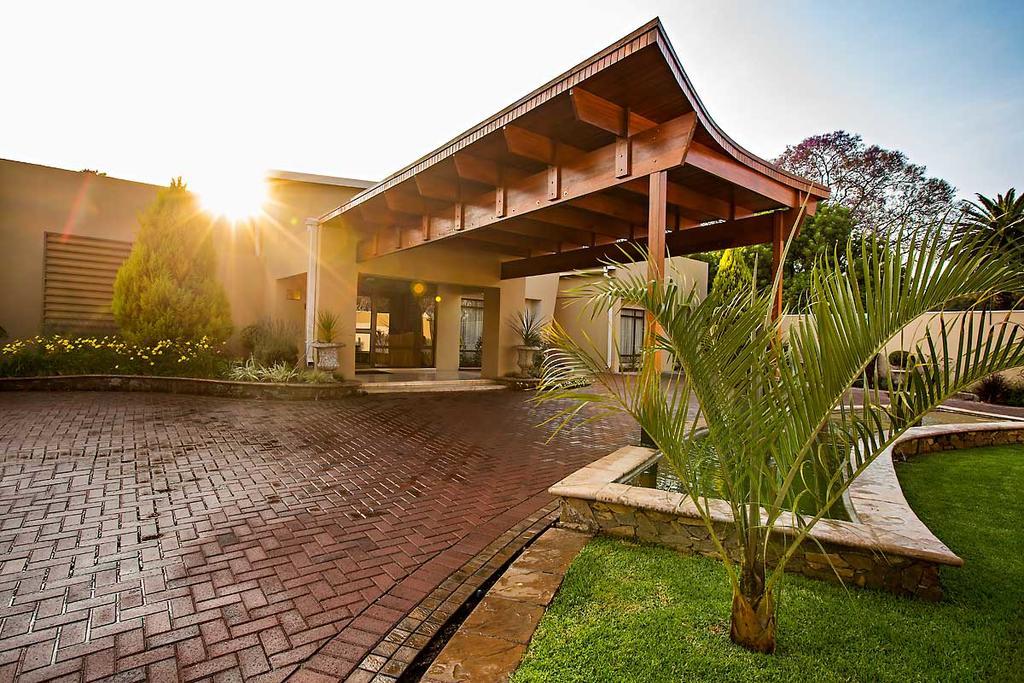 Hotel Mavuta Manor Polokwane Exterior foto