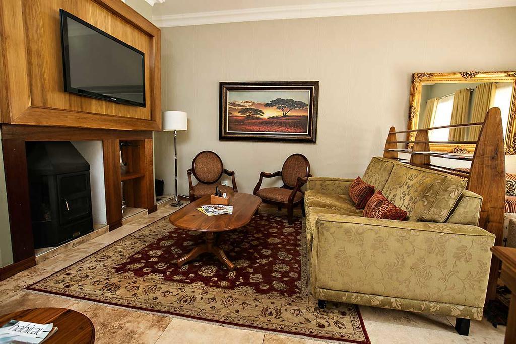 Hotel Mavuta Manor Polokwane Exterior foto